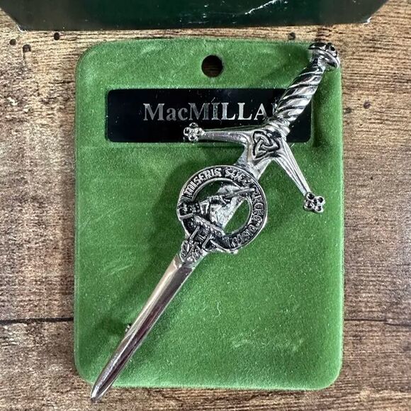 MacMillan Clan Crest Sword Badge Art Pewter Silver Ltd Cap Pin Scotland Brooch - Picture 2 of 8